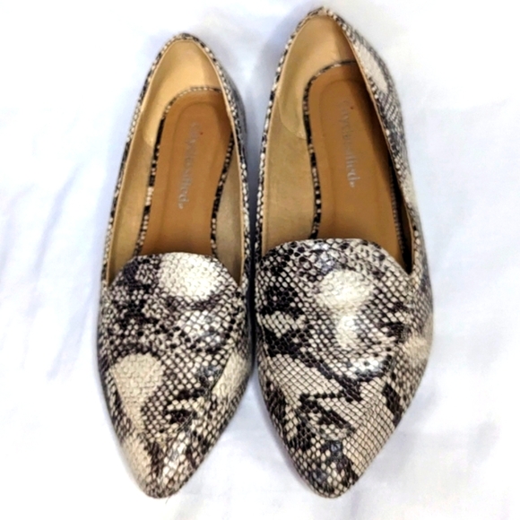 Faux Python Pointed Toe Loafers - Picture 3 of 6